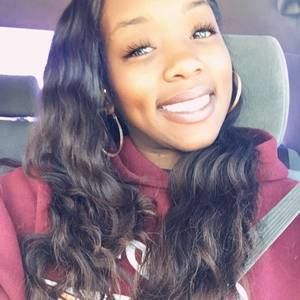 Meet your Posher, Latasia